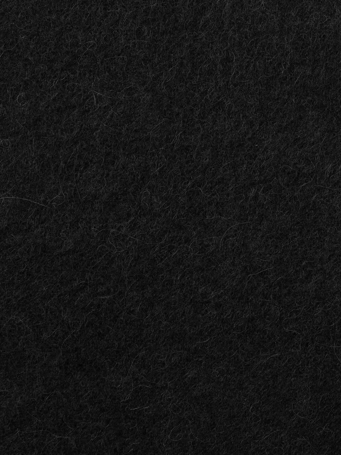 pack_shot-detail